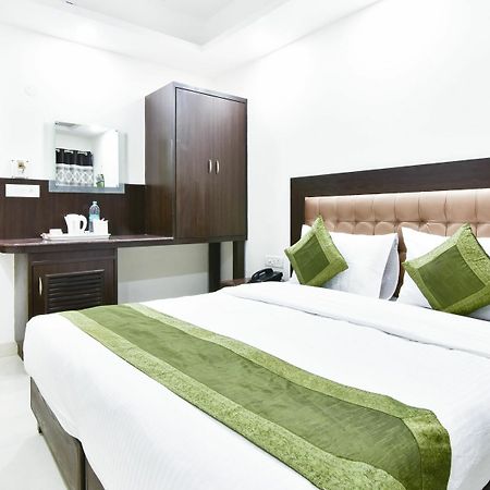 德里 Treebo Mehar Castle酒店 外观 照片